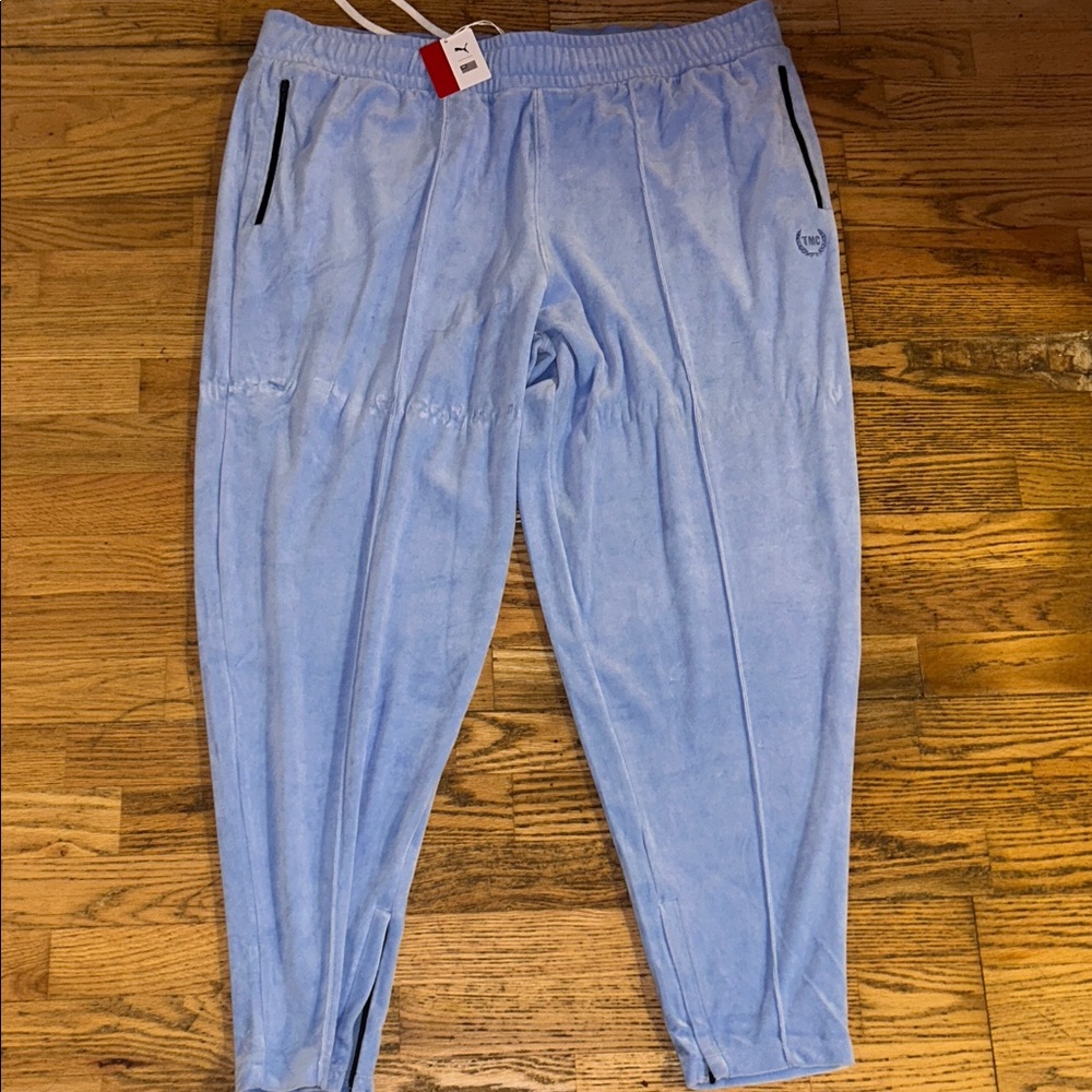 PUMA Light Blue velour  Men's Joggers-NEW with tags